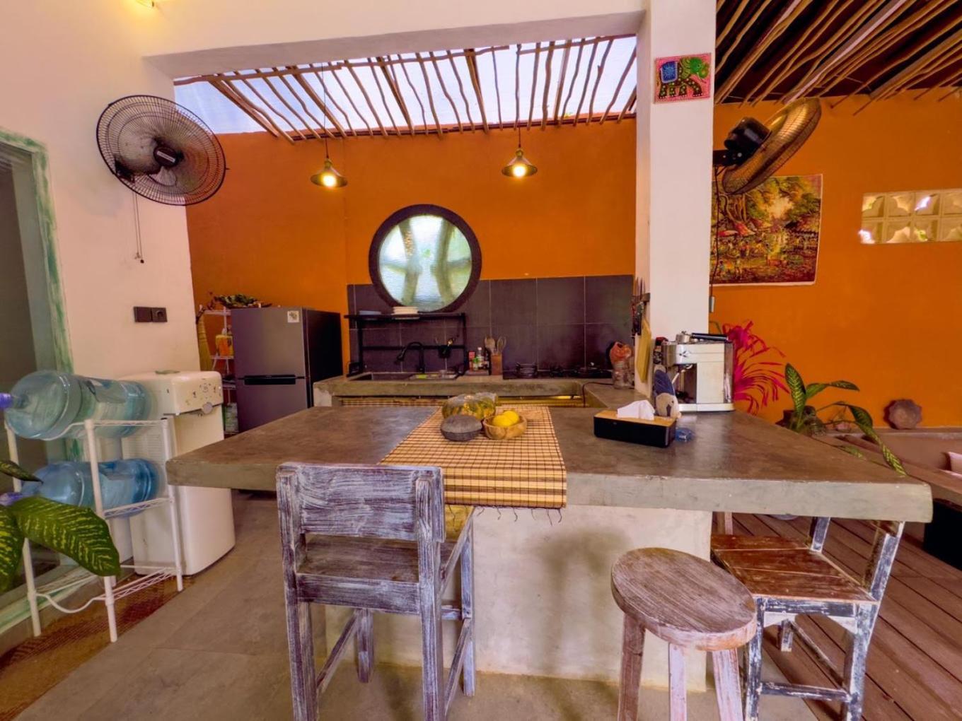 Jellyfish House, Villa