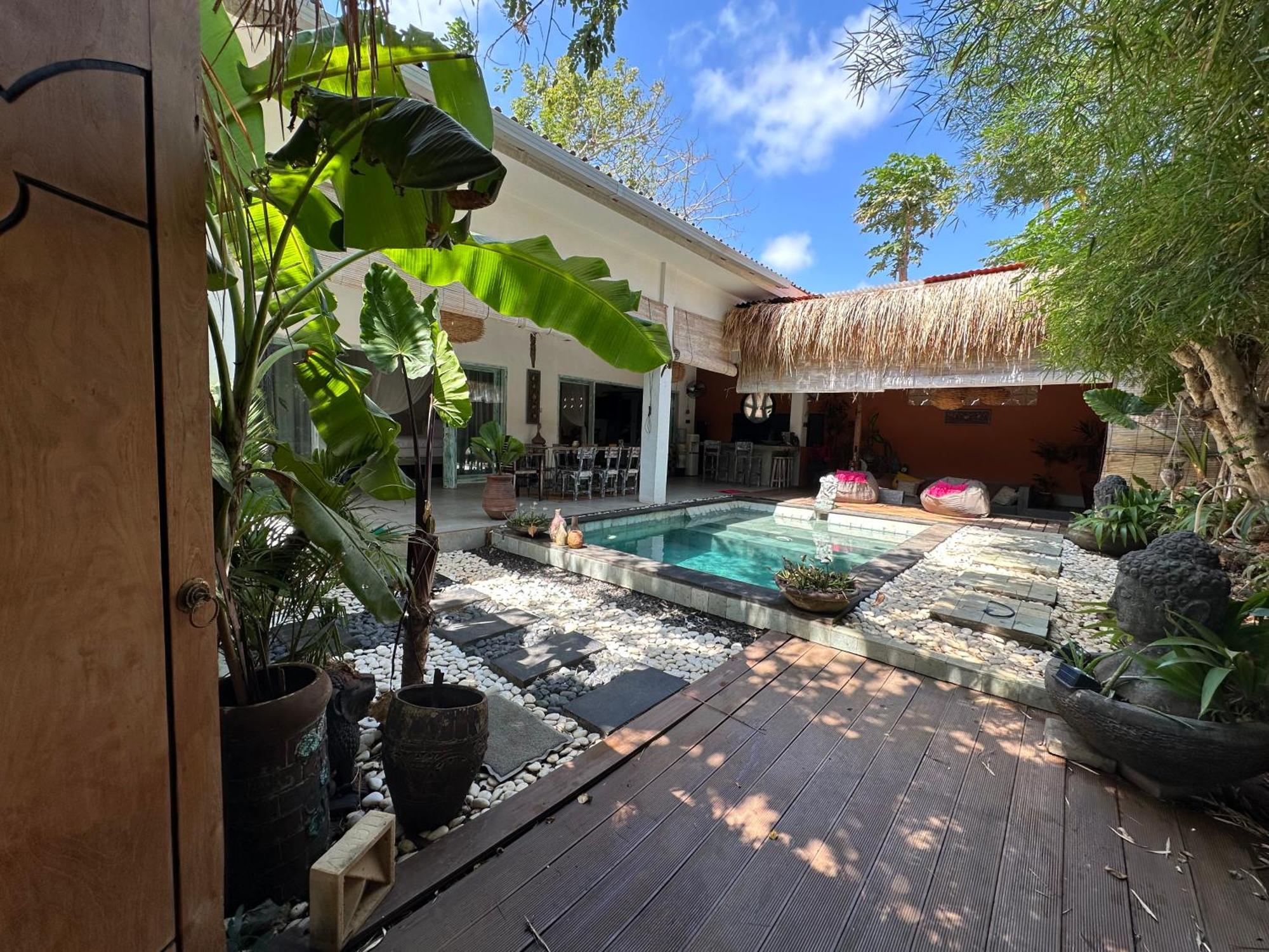 Villa Jellyfish House,
